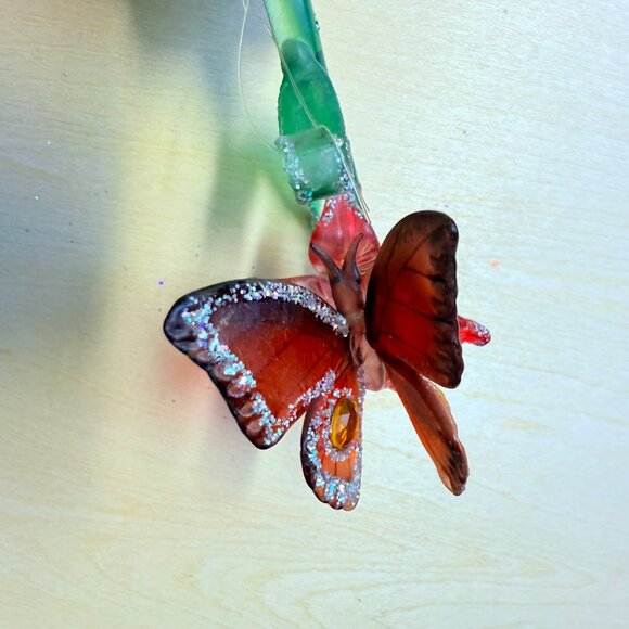 VTG Ashton Drake Glass Ornament Butterfly Blushing Kiss Whimsical Crystal Gift - Picture 10 of 11